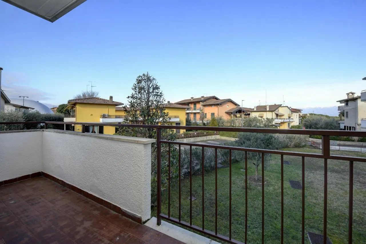 Blue Suite Apartment Sirmione location